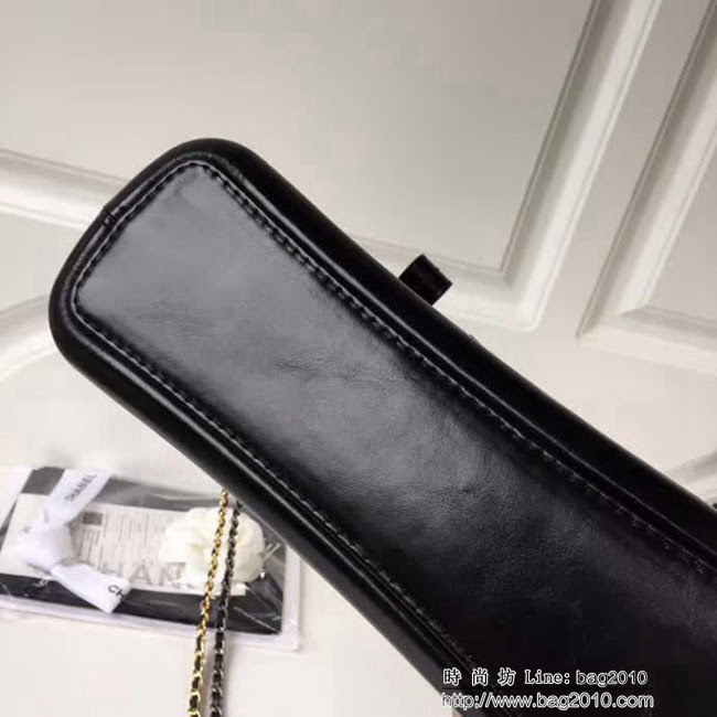 香奈兒CHANEL *Gabrielle 2018巴黎漢堡系列羊毛刺繡簽名流浪包 DSC1003